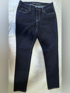 Old Navy Women's Skinny Jeans in Dark Blue Denim